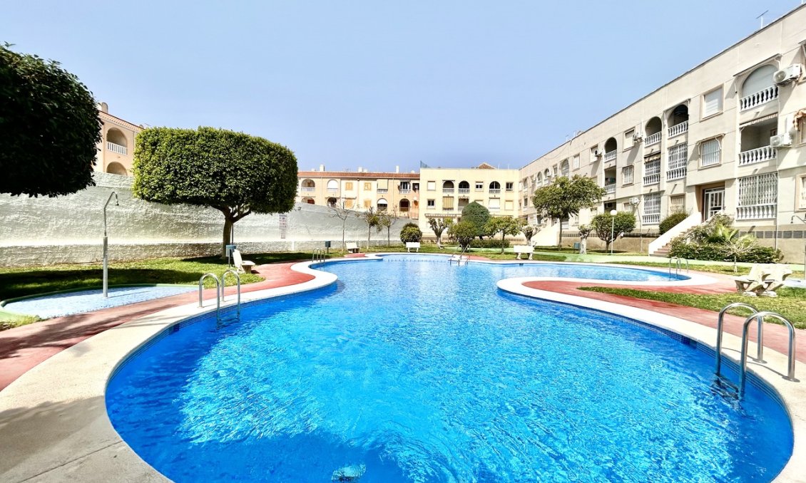 Wiederverkauf - Wohnung -
Torrevieja - Costa Blanca