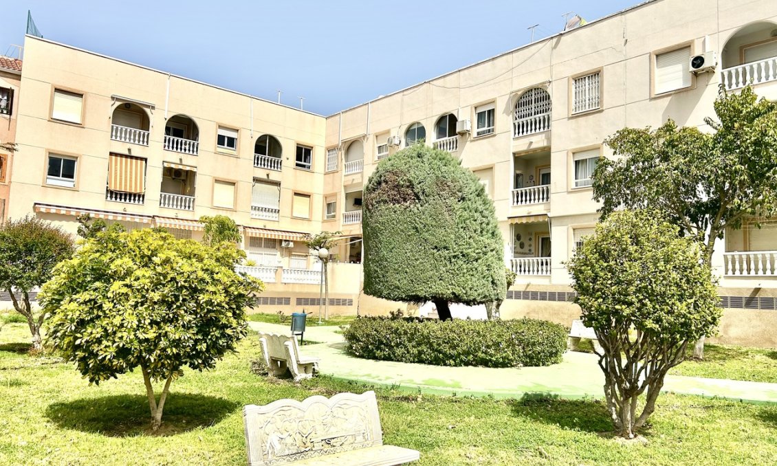 Wiederverkauf - Wohnung -
Torrevieja - Costa Blanca