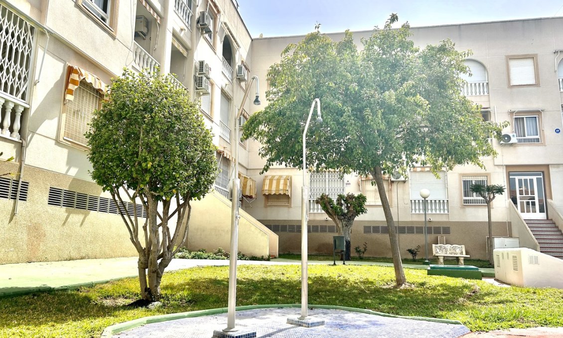 Wiederverkauf - Wohnung -
Torrevieja - Costa Blanca