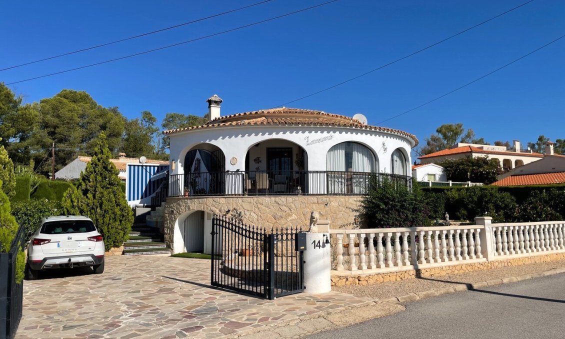 Wiederverkauf - Villa -
Alfas del Pí - Costa Blanca
