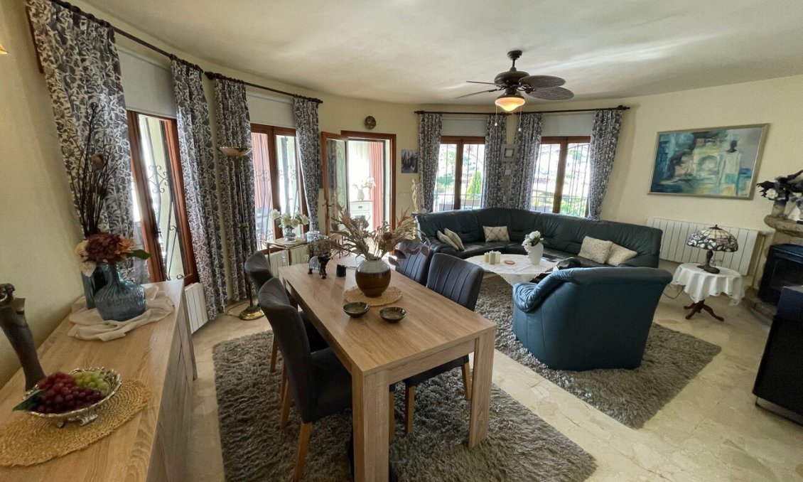 Wiederverkauf - Villa -
Alfas del Pí - Costa Blanca