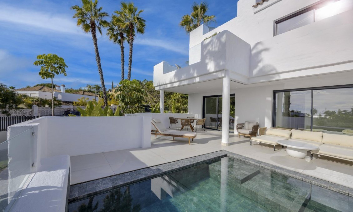 Neue Gebäude - Wohnung -
Estepona - El Paraíso