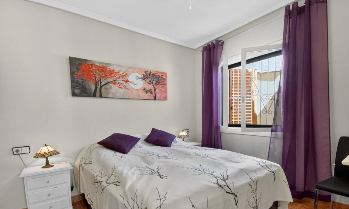 Wiederverkauf - Quad House -
Playa Flamenca - Serena III