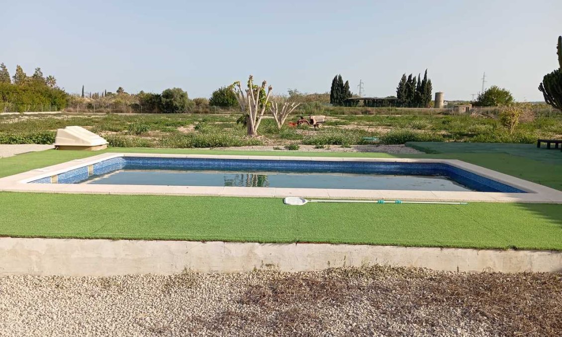 Wiederverkauf - Villa -
San Miguel de Salinas - Inland