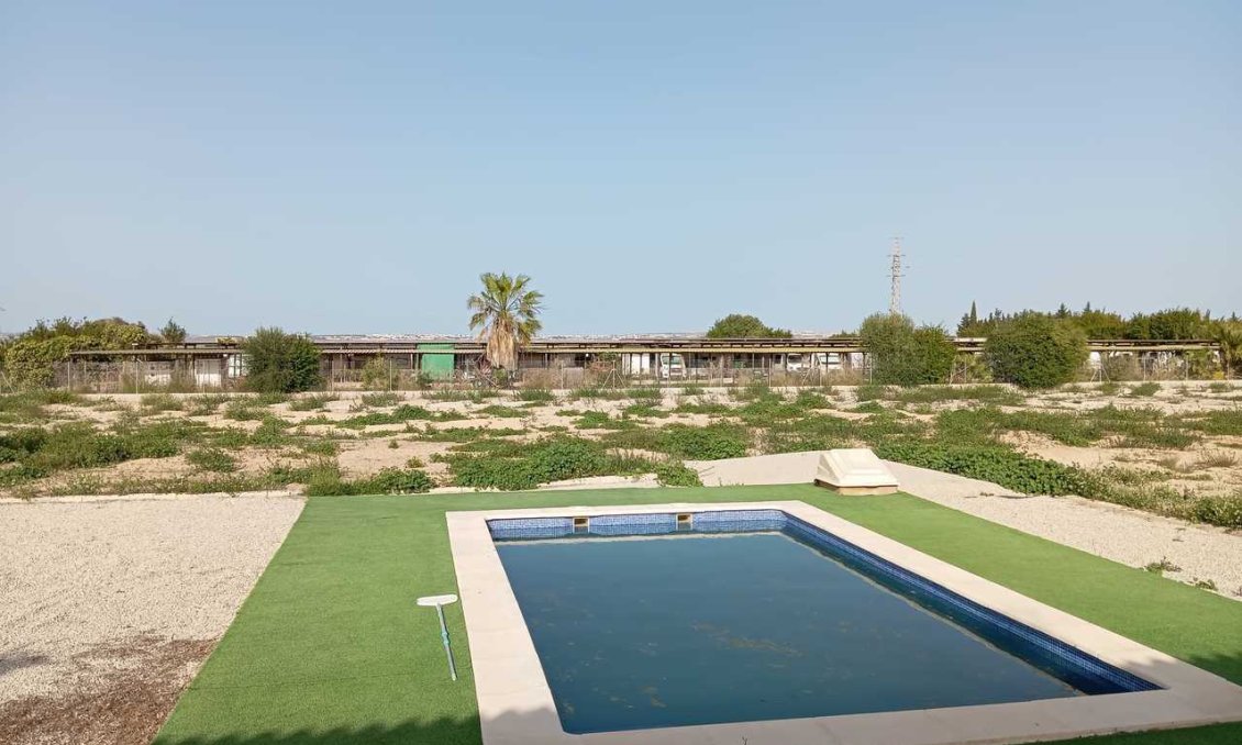 Wiederverkauf - Villa -
San Miguel de Salinas - Inland