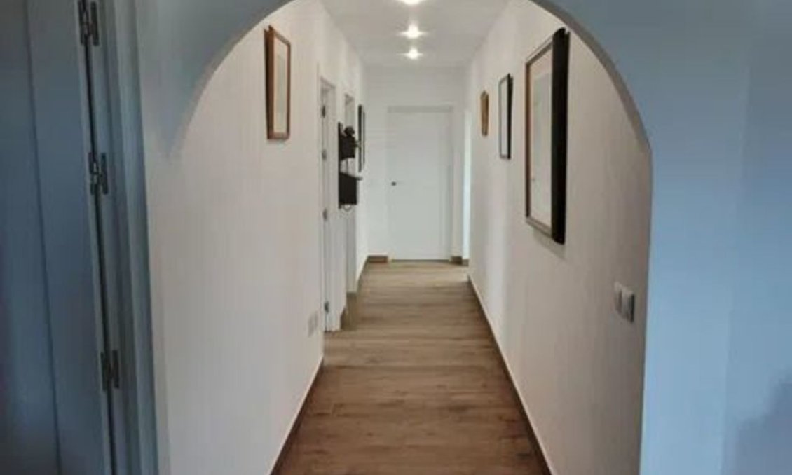 Wiederverkauf - Villa -
San Miguel de Salinas - Inland