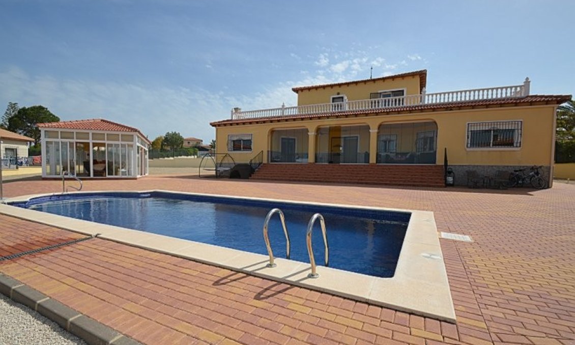 Használt Ingatlanok - Villa -
Campos del Río - Inland