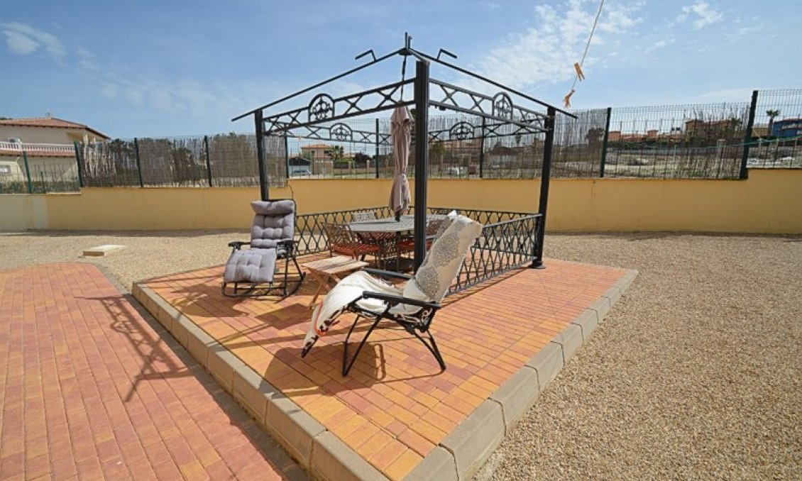 Használt Ingatlanok - Villa -
Campos del Río - Inland