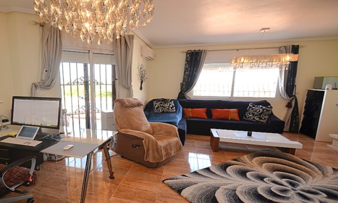 Használt Ingatlanok - Villa -
Campos del Río - Inland