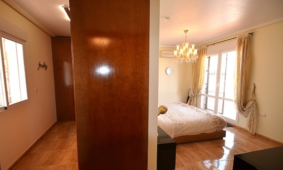 Használt Ingatlanok - Villa -
Campos del Río - Inland