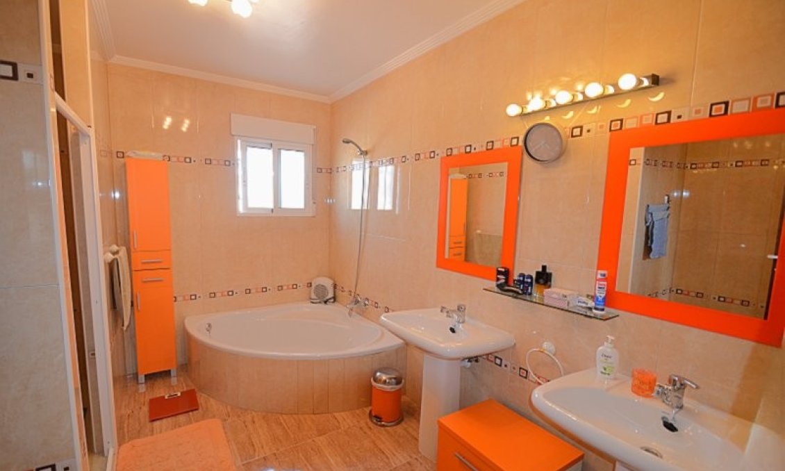 Használt Ingatlanok - Villa -
Campos del Río - Inland