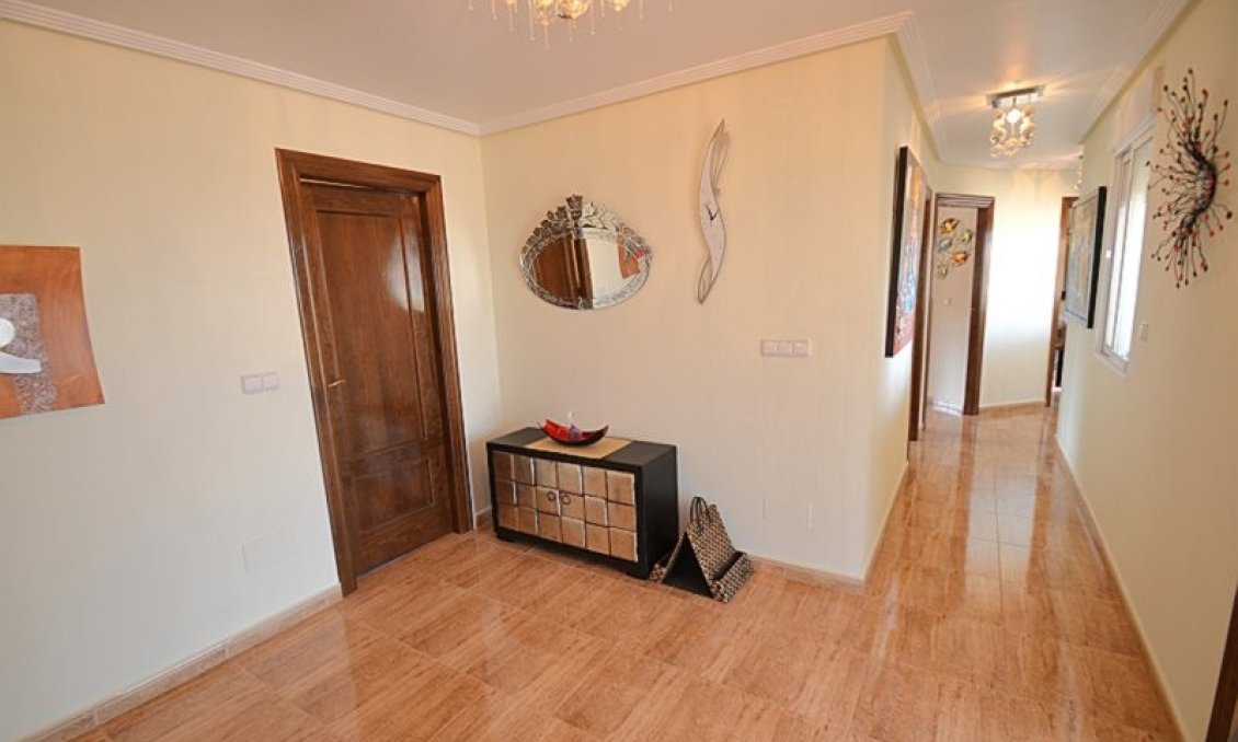 Használt Ingatlanok - Villa -
Campos del Río - Inland