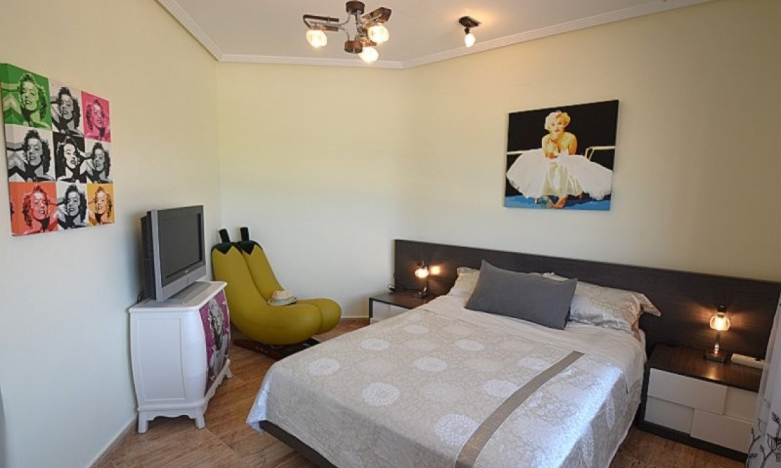 Használt Ingatlanok - Villa -
Campos del Río - Inland