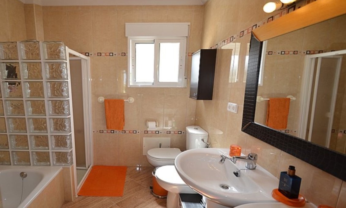 Használt Ingatlanok - Villa -
Campos del Río - Inland