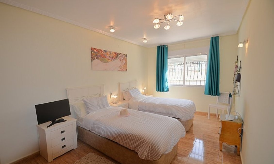 Használt Ingatlanok - Villa -
Campos del Río - Inland