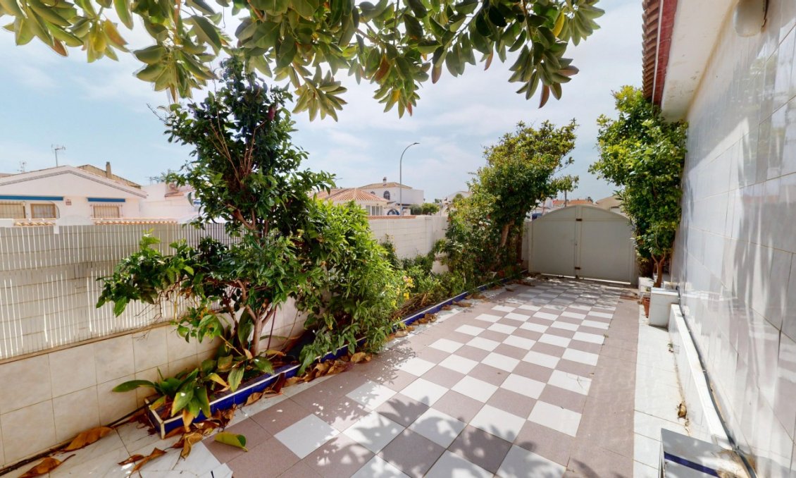 Használt Ingatlanok - Bungaló -
Los Narejos - Costa Calida