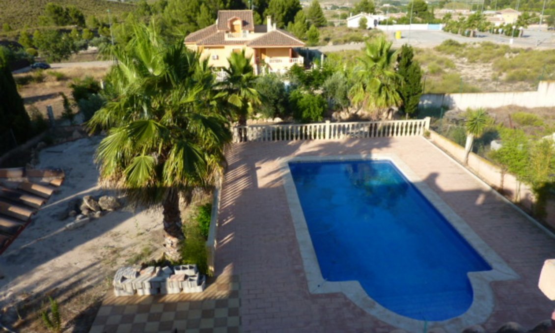 Használt Ingatlanok - Villa -
Calasparra - Inland