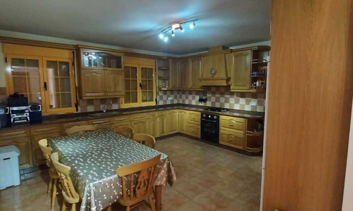 Használt Ingatlanok - Villa -
Calasparra - Inland