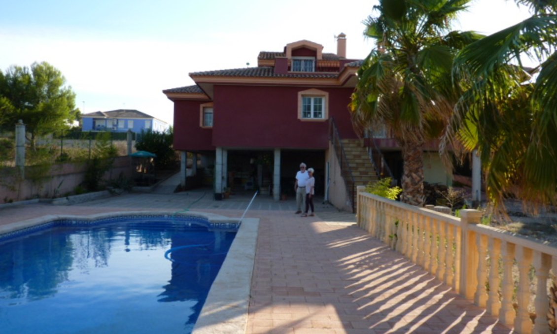 Használt Ingatlanok - Villa -
Calasparra - Inland