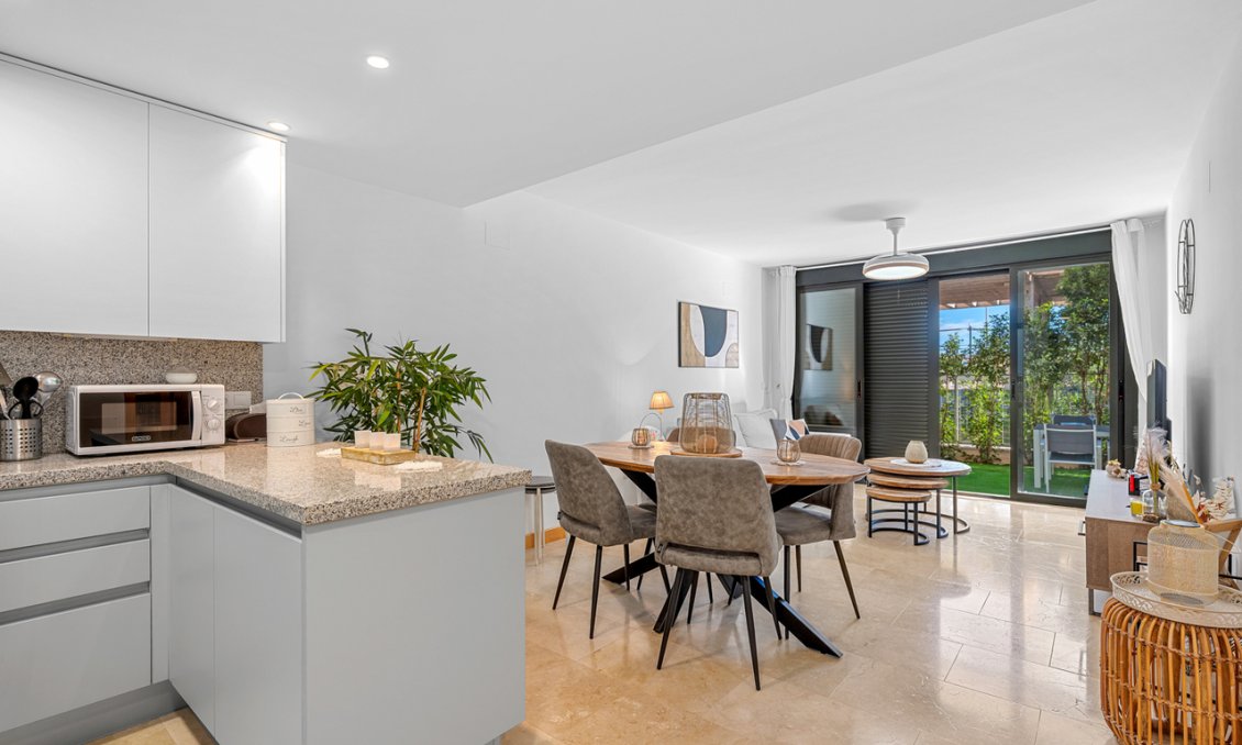 Használt Ingatlanok - Apartman -
Campoamor - Costa Blanca