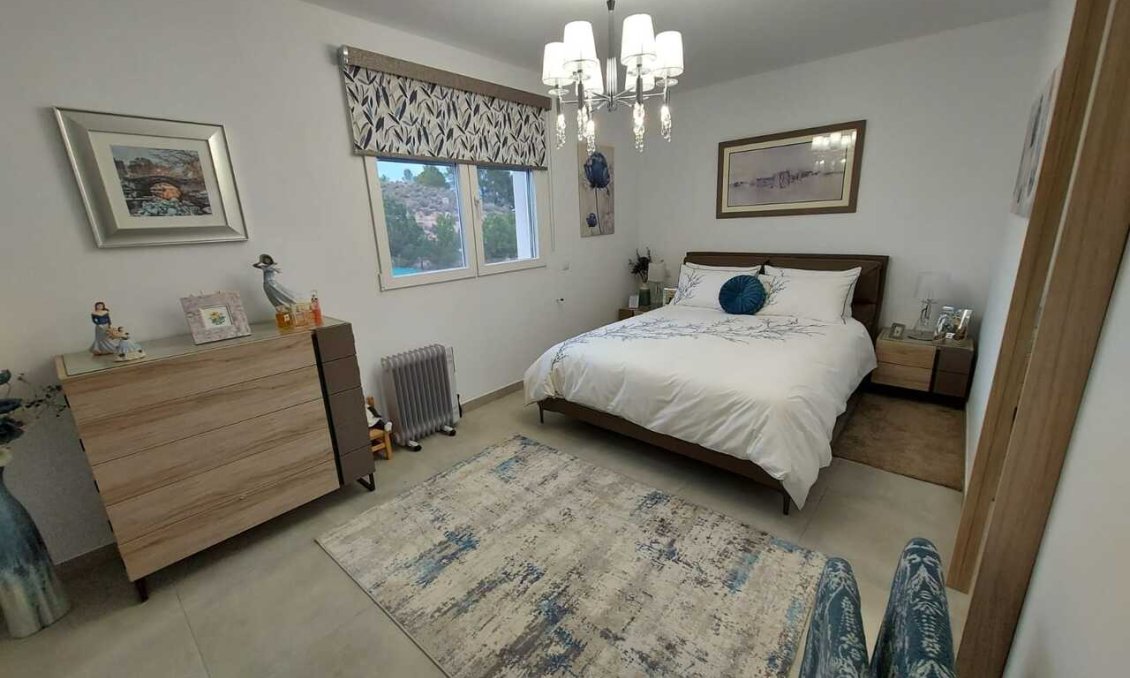 Segunda mano - Villa -
Calasparra - Inland