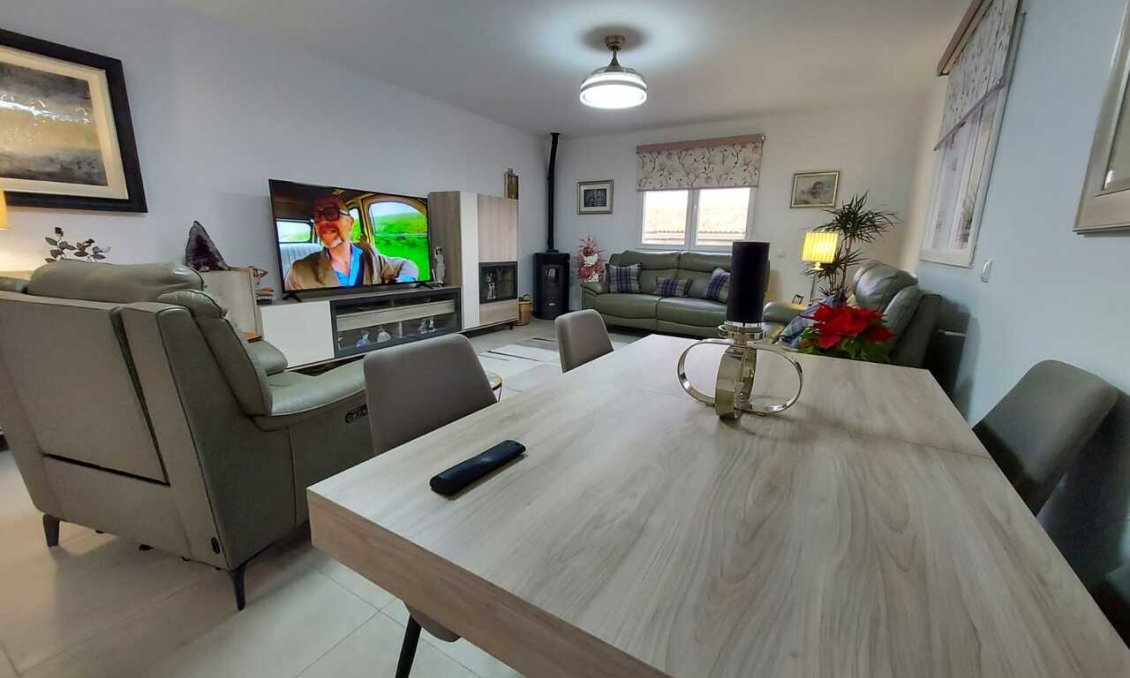 Segunda mano - Villa -
Calasparra - Inland