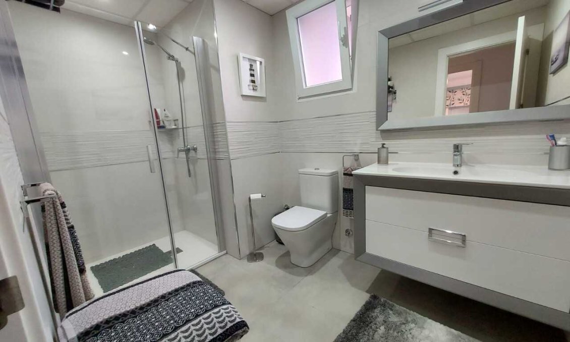 Segunda mano - Villa -
Calasparra - Inland