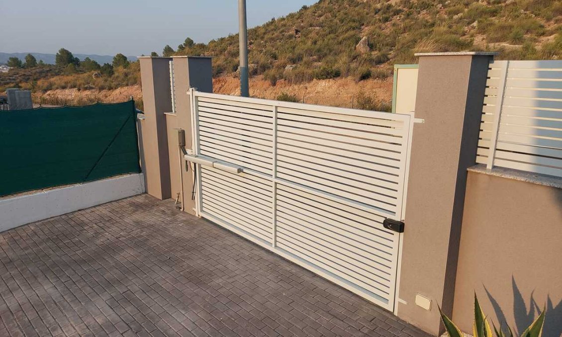 Segunda mano - Villa -
Calasparra - Inland