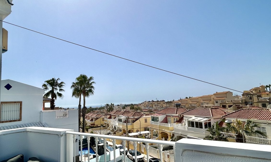 Segunda mano - Villa -
Villamartin - Costa Blanca