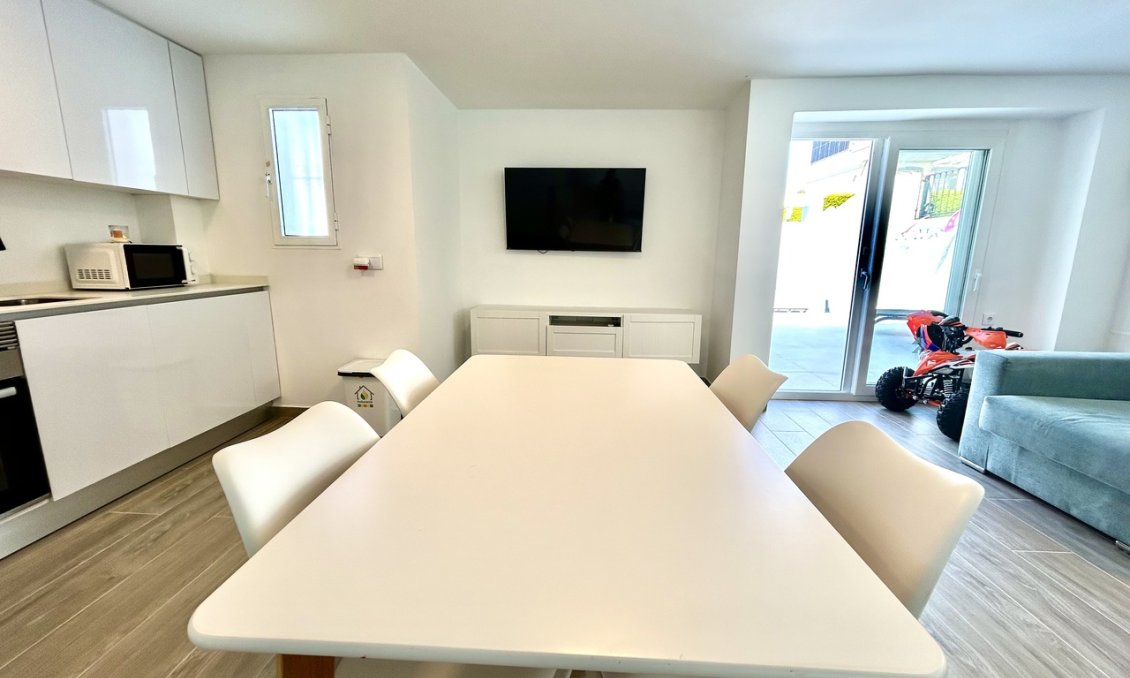 Segunda mano - Villa -
Villamartin - Costa Blanca