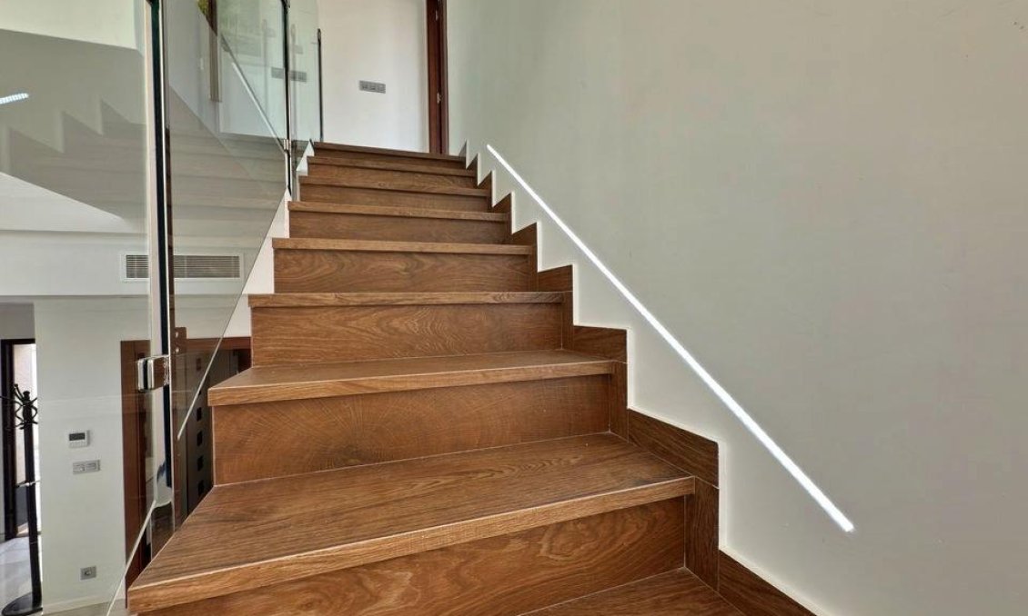 Segunda mano - Villa -
Orihuela Costa - Villamartín