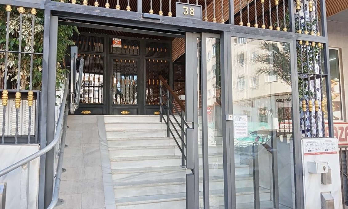 Segunda mano - Apartamento -
Torrevieja - Habaneras