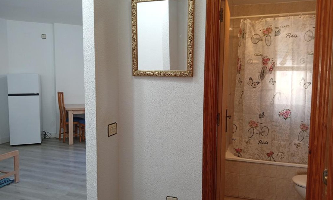 Segunda mano - Apartamento -
Torrevieja - Habaneras