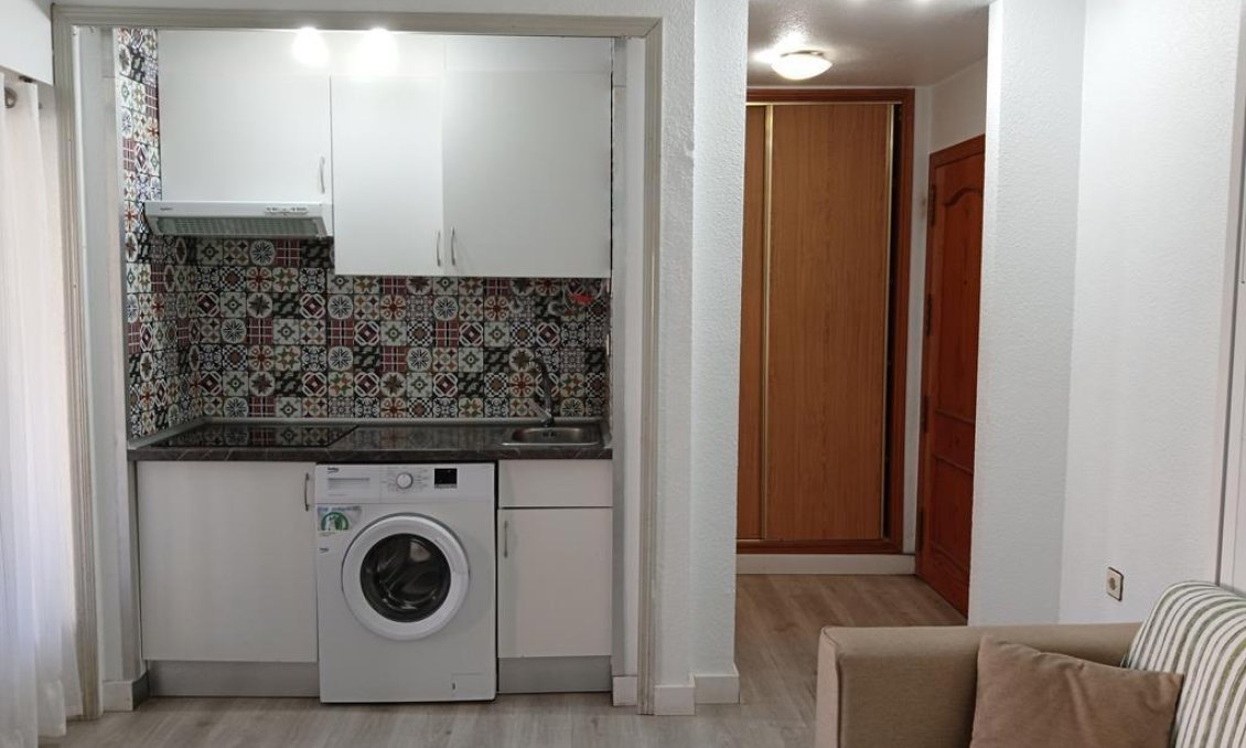 Segunda mano - Apartamento -
Torrevieja - Habaneras