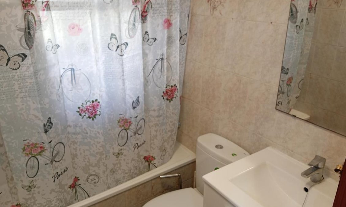 Segunda mano - Apartamento -
Torrevieja - Habaneras