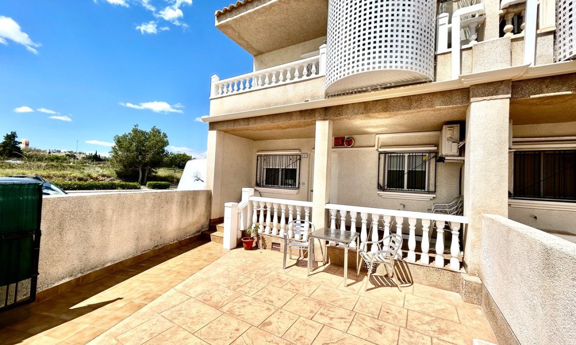 Segunda mano - Apartamento -
Villamartin - Costa Blanca