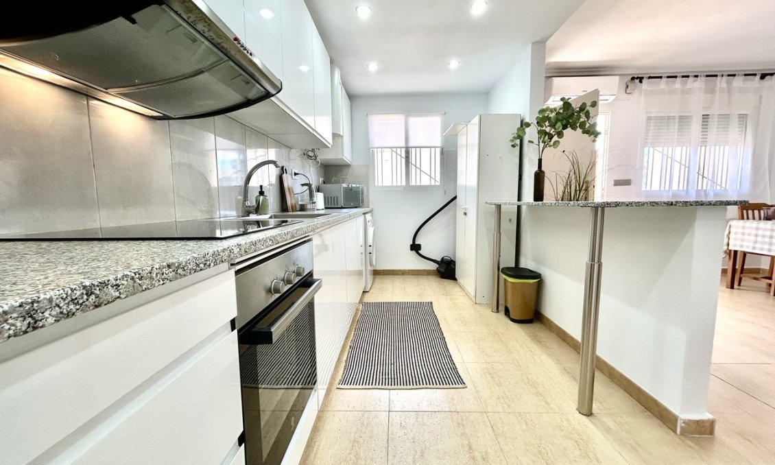 Segunda mano - Apartamento -
Villamartin - Costa Blanca