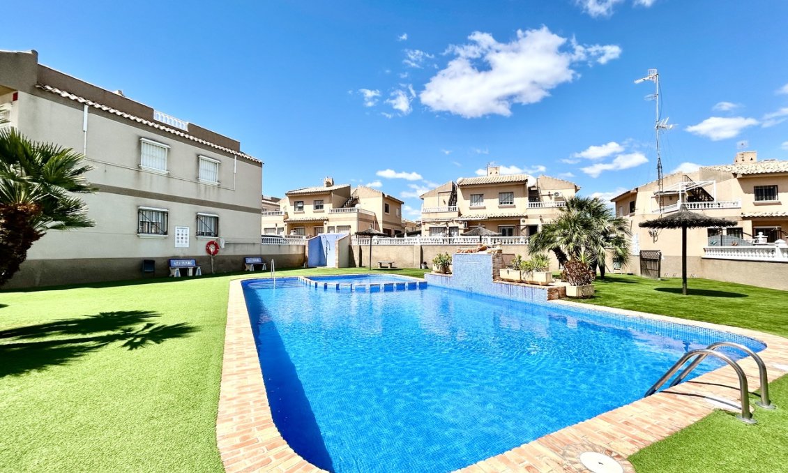 Segunda mano - Apartamento -
Villamartin - Costa Blanca