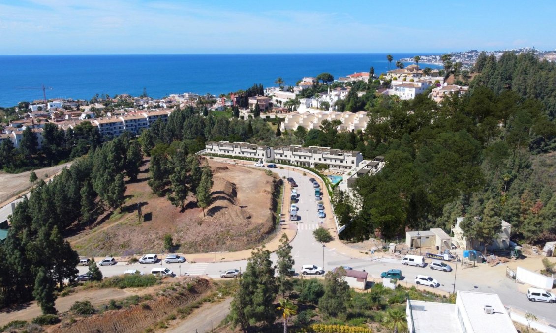 Obra nueva - Villa -
Mijas - El Faro