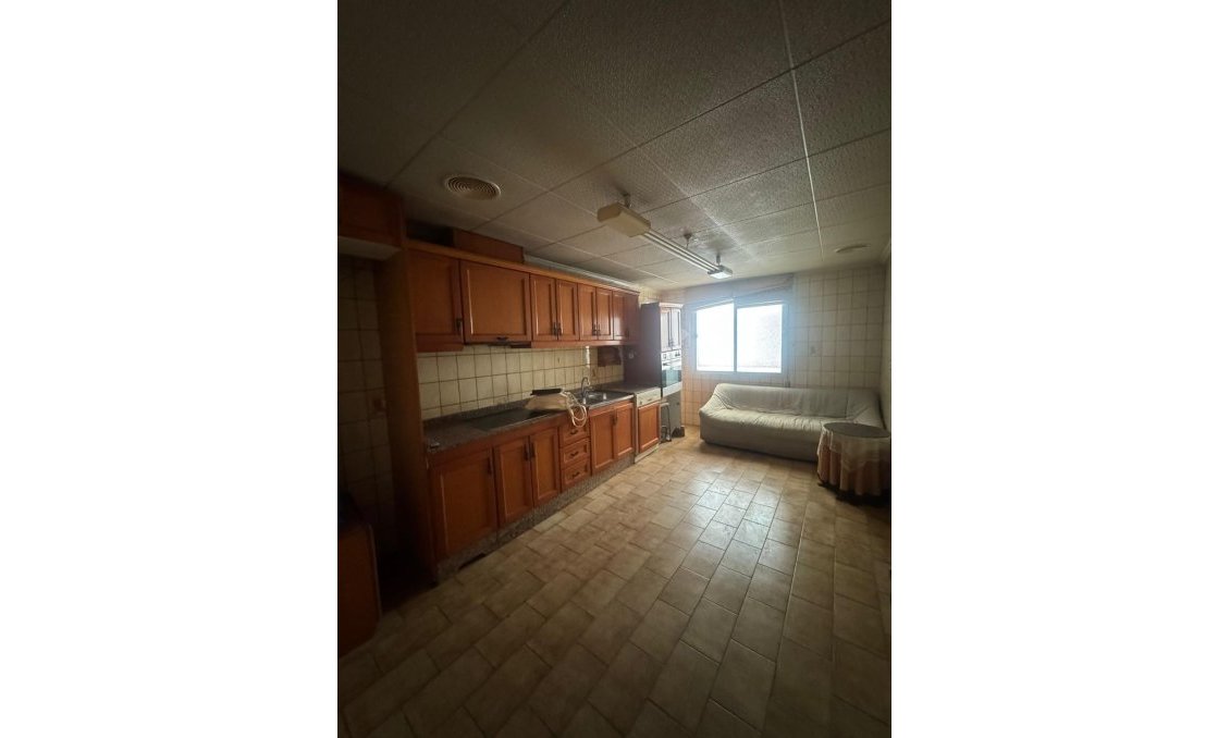 Segunda mano - Apartamento -
Orihuela - Zona Centro