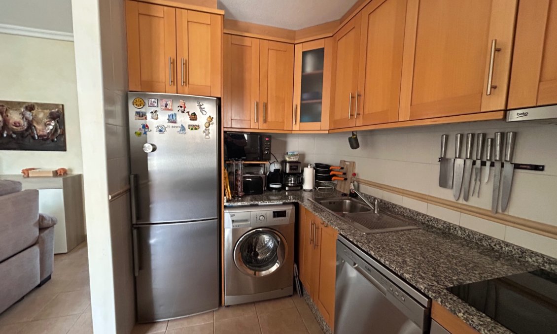 Segunda mano - Apartamento -
Jacarilla - Inland