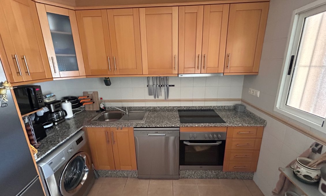 Segunda mano - Apartamento -
Jacarilla - Inland