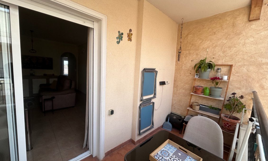 Segunda mano - Apartamento -
Jacarilla - Inland