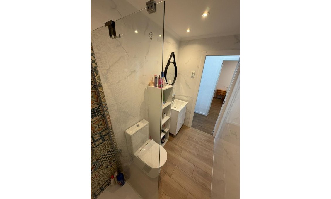 Segunda mano - Apartamento -
Torrevieja - Punta Prima