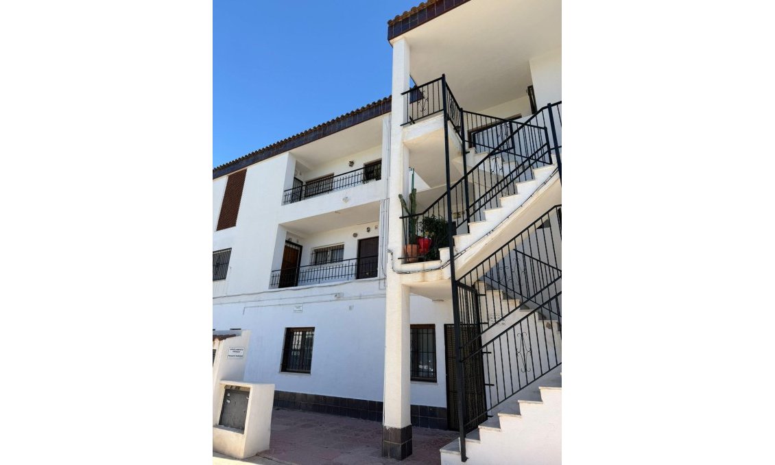 Segunda mano - Apartamento -
Torrevieja - Punta Prima