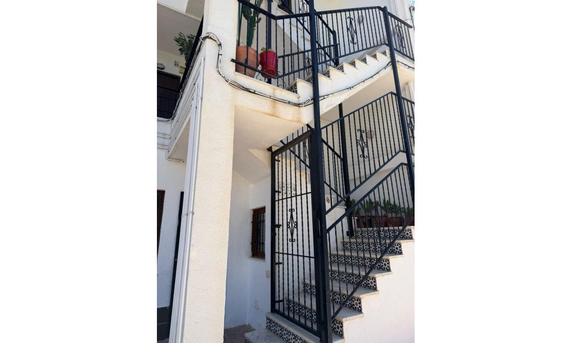 Segunda mano - Apartamento -
Torrevieja - Punta Prima