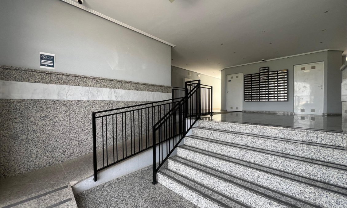 Segunda mano - Apartamento -
Dolores - Comunidad Valenciana