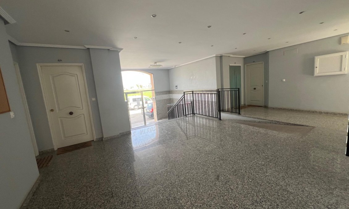 Segunda mano - Apartamento -
Dolores - Comunidad Valenciana