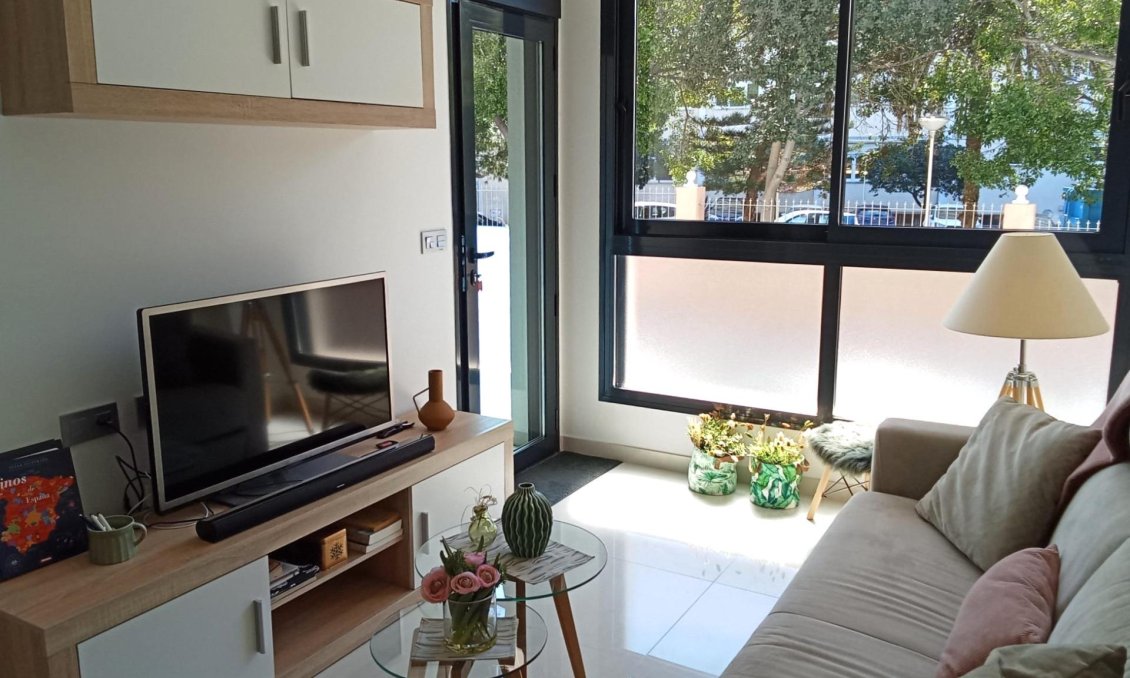 Resale - Apartment -
Torrevieja - Estacion De Autobuses
