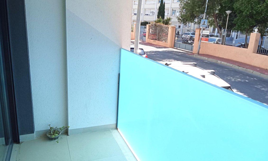 Resale - Apartment -
Torrevieja - Estacion De Autobuses